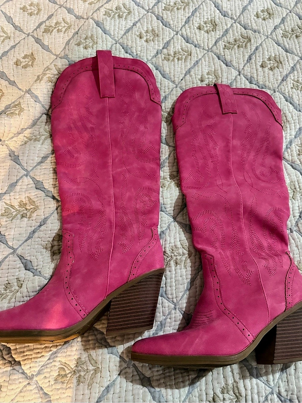 Women's Pink Embroidered Heeled Cowgirl Boots